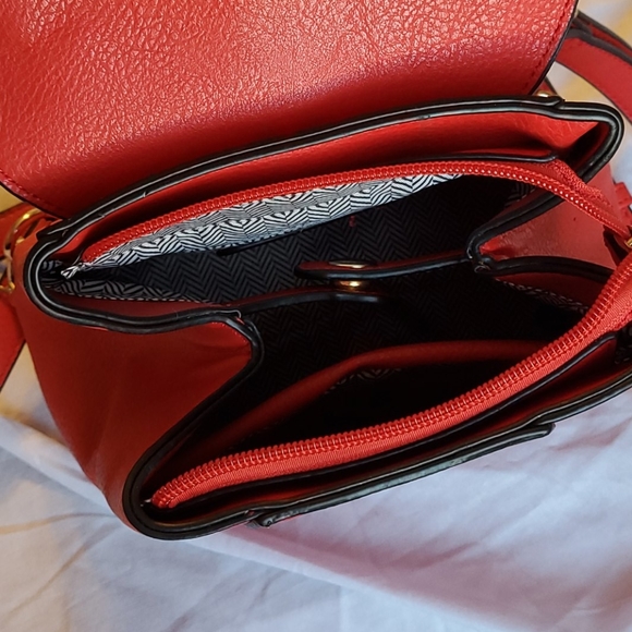 Small red backpack - Picture 4 of 6